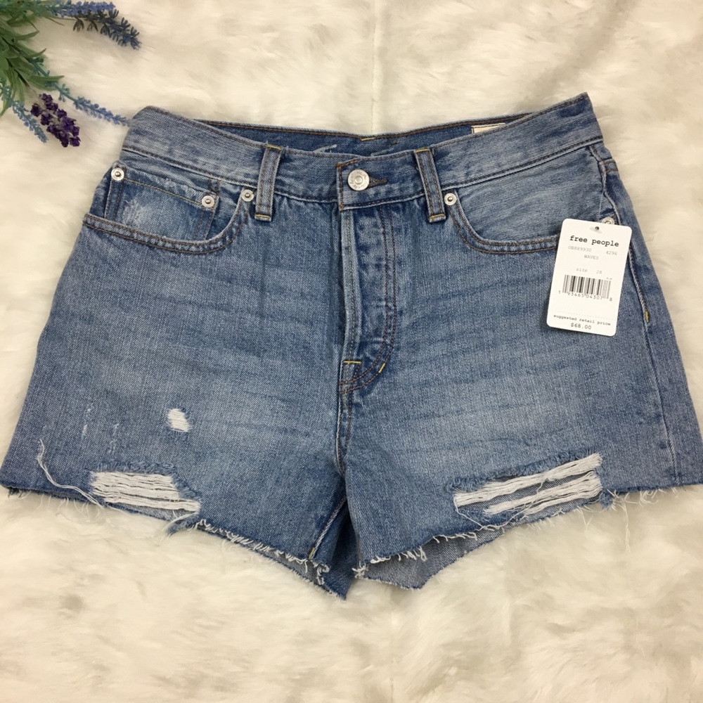 NWT Free People Sophia Waves Jean Shorts size 28